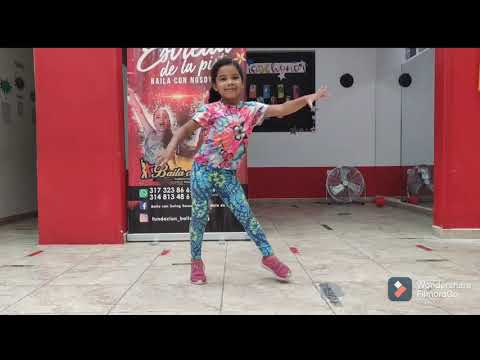 Clases de baile para niñas: Aprende y diviértete bailando